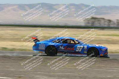 media/Jun-01-2024-CalClub SCCA (Sat) [[0aa0dc4a91]]/Group 2/Race/